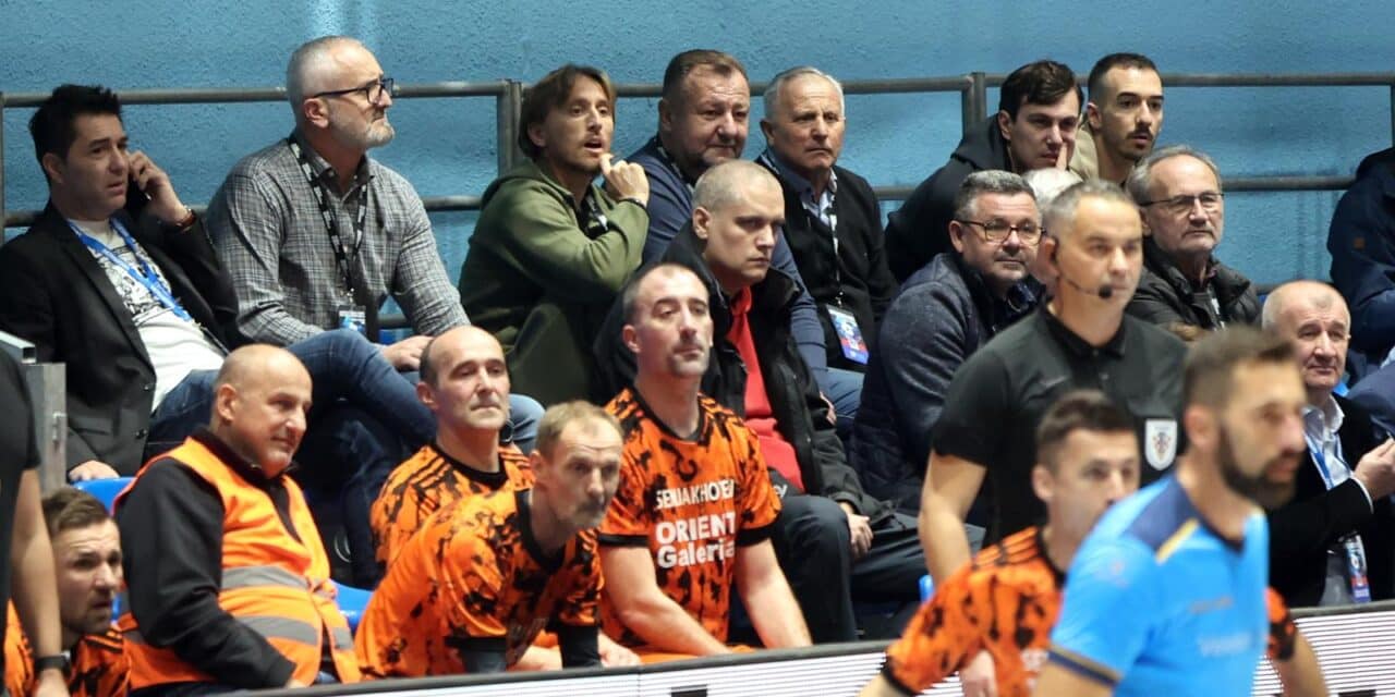 Zagreb: Luka Modrić s tribina prati utakmicu 52. Kutije šibica, turnira za žene