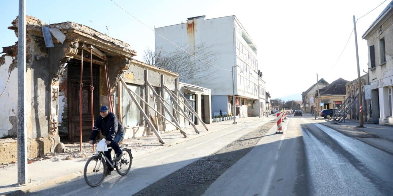 Grad Petrinja tri godine nakon razornog potresa