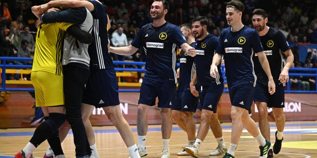 Zagreb: 52.malonogometni turnir Kutija šibica, glavni turnir, polufinale, PP-Domograd – Feroterm-Čamber gradnja