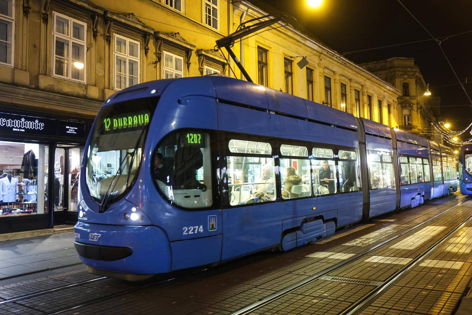 Zagreb: Od 1. siječnja sva vozila javnog prijevoza prometuju bez reklamnih poruka