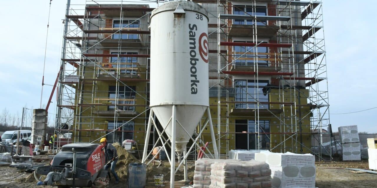 Domagoj Orli? i  Dragan Hristov obi�li su   gradili�ta POS-ovih zgrada u Sisku