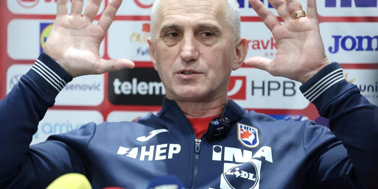 Koeln: Konferencija za medije nakon utakmice sa Islandom na kojoj su se okupljenima obratili izbornik Goran Perkovac i igrač Filip Glavaš