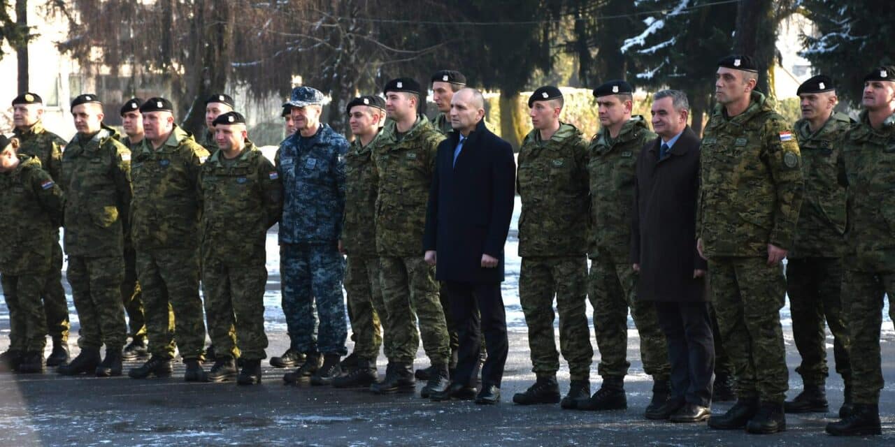 Bjelovar: Svečani ispraćaj 13. hrvatskog kontingenta u NATO misiju u Poljsku