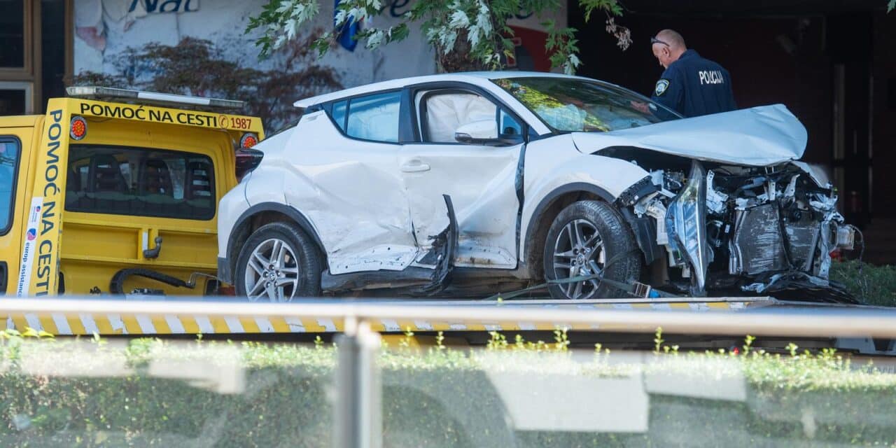 Zagreb: Sudar na križanju Harambašićeve i Zvonimirove ulice