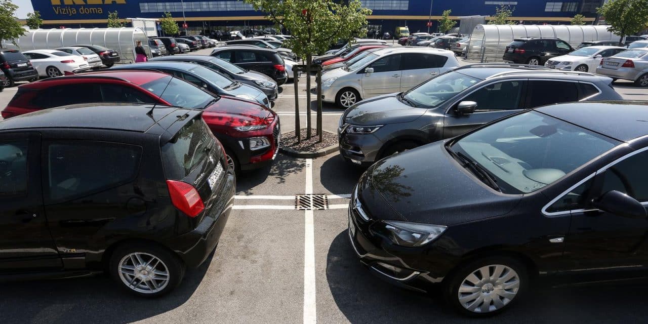 Zagreb: Ikea ponovno otvorila svoja vrata, čeka se u redu