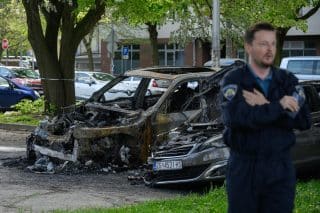 Zagreb: U naselju Ravnice noćas izgorjela dva automobila