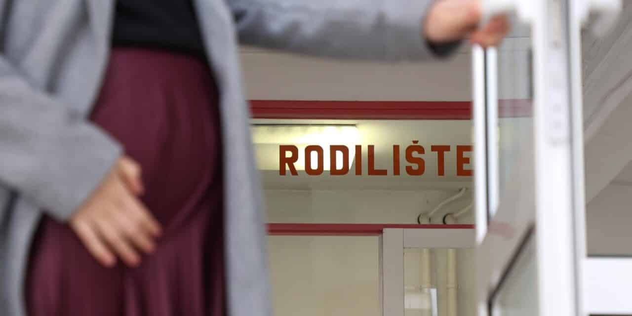 Sinjsko rodilište je pred zatvaranjem, zadnje dijete tamo je rođeno 2022.