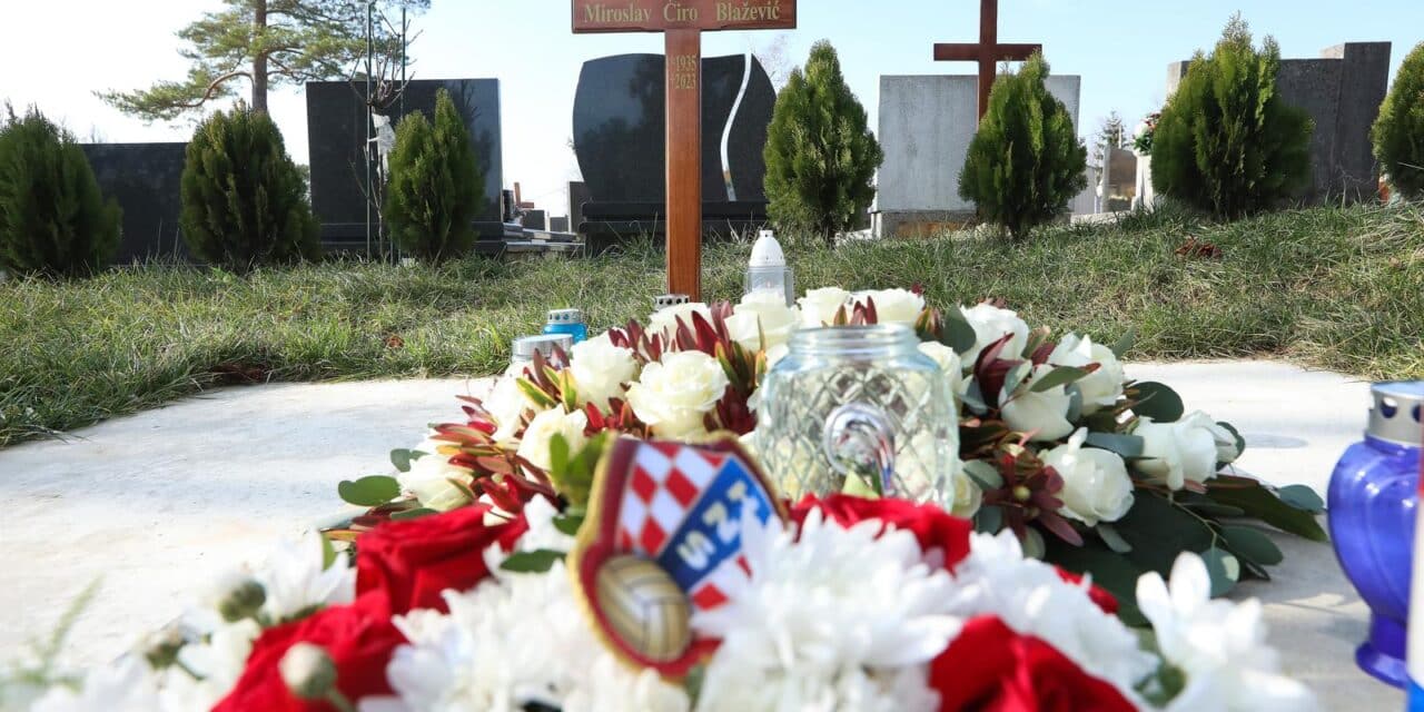 Zagreb: Grob Miroslava Ćire Blaževića
