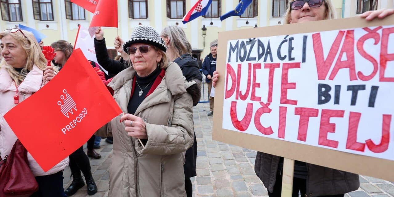 Zagreb: Veliki prosvjed prosvjetara na Trgu svetog Marka