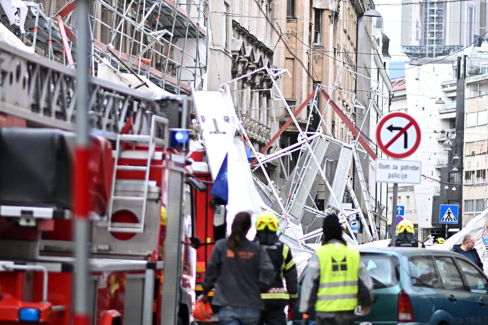 Zagreb: Urušila se skela sa zgrade u Petrinjskoj ulici