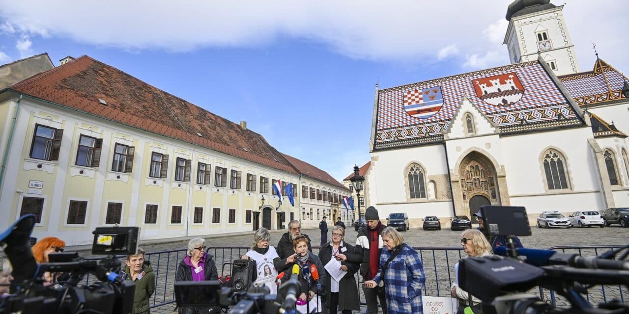 Zagreb: Humanitarna udruga “Fajter” organizirala mirni prosvjed na Trgu svetog Marka