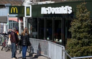 Zagreb: McDonald’s Hrvatska zatvorio svoje restorane za goste, oslanjaju se na dostavu