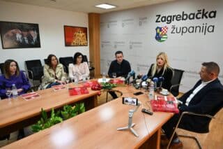 Zagreb: Najavljen drugi javni poziv za dodjelu nagrada “Ruža Zagrebačke županije”