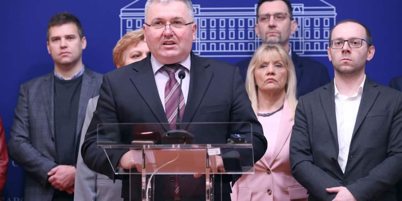 Zagreb: Željko Lenart napustio HSS