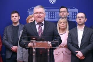 Zagreb: Željko Lenart napustio HSS