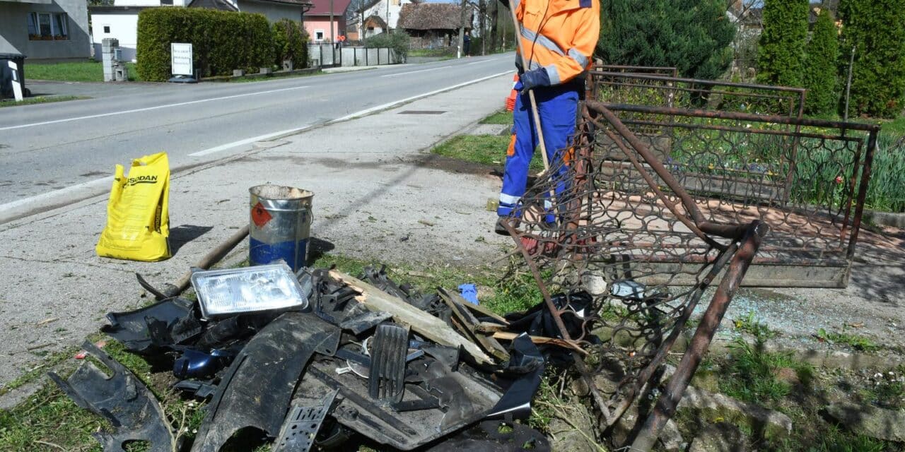Sisak: U te�koj prometnoj nesre?i poginuo mla?i mu�karac