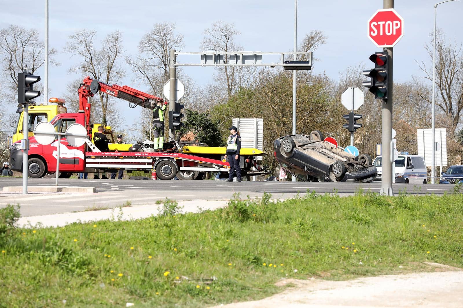 Motociklist poginuo u sudaru s automobilom kod Velike Gorice