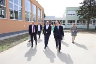Zagreb: Gradonačelnik Tomašević sa zamjenicima obišao OS Retkovec