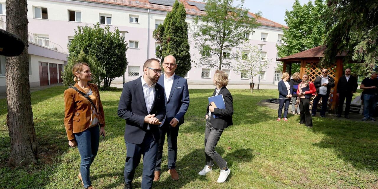 Zagreb: U pogonu prva suncana elektrana izgradjena u sklopu projekta SOLIZAG
