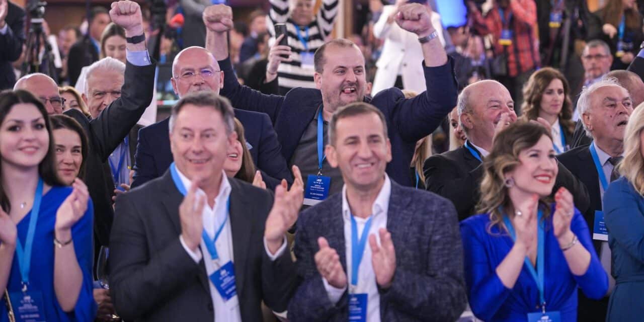 Zagreb: Slavlje u stožeru HDZ nakon prvih privremenih rezultata