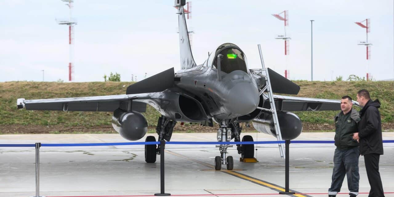 Zagreb: Rafalei će, dok nisu u zraku, biti parkirani u hangarima u vojarni