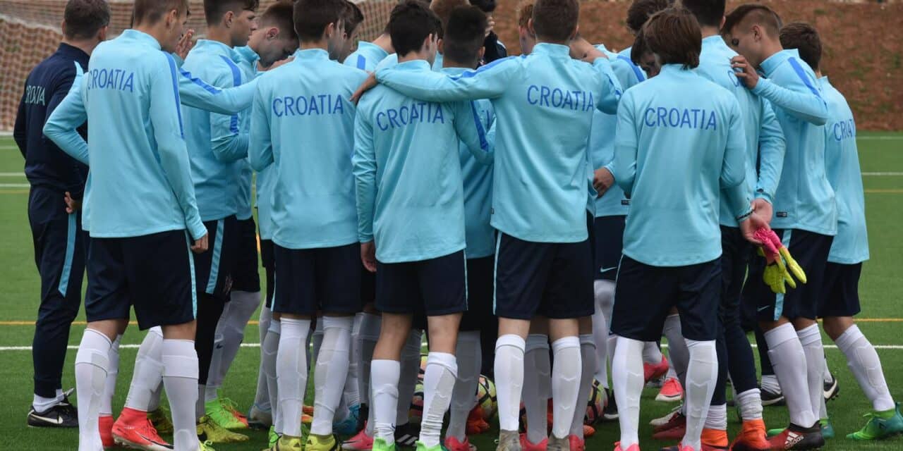 Medulin: Pripreme nogometne reprezentacije do 17 godina za Euro U-17 u Hrvatskoj