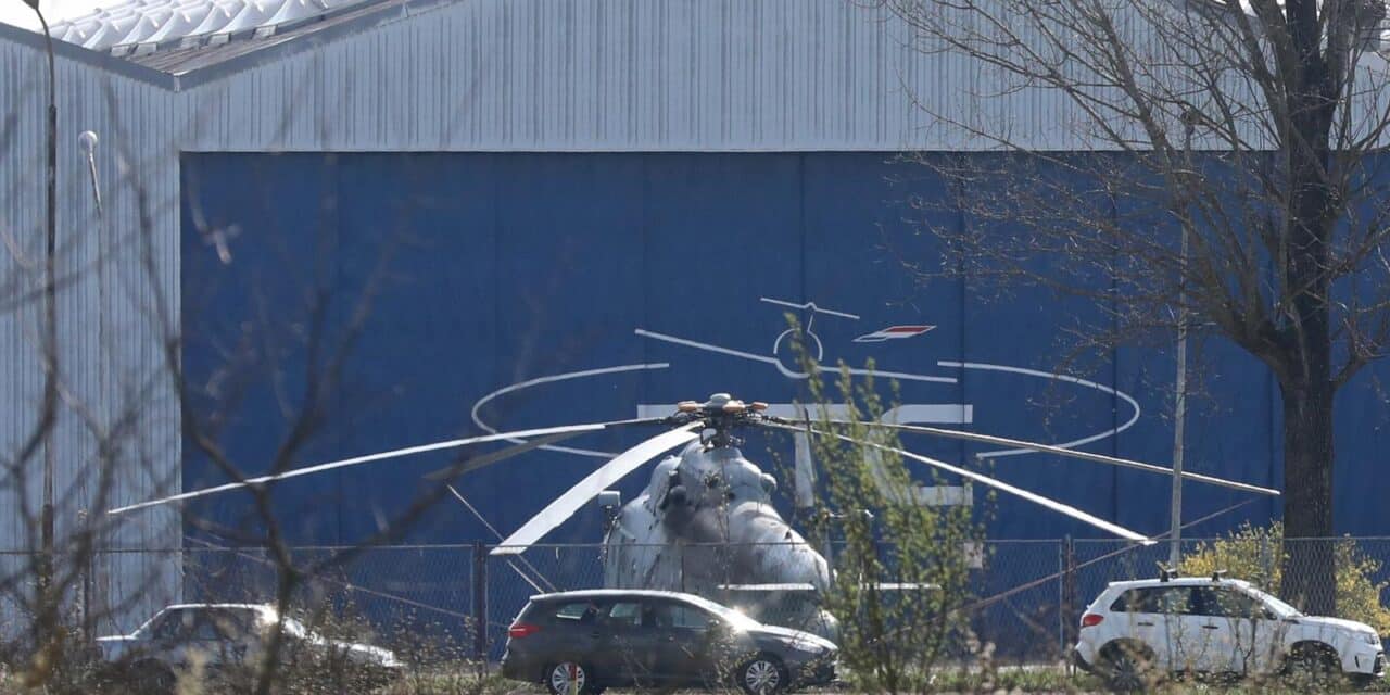 Zagreb: Helikopteri u ZTC-u koji su namijenjeni kao donacija Ukrajini