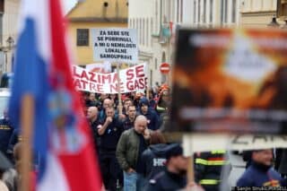 Zagreb: Veliki prosvjed profesionalnih vatrogasaca