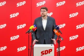 Zagreb: Peđa Grbin na konferenciji za medije objavio kako nema ništa od dogovora SDP-a i Domovinskog pokreta