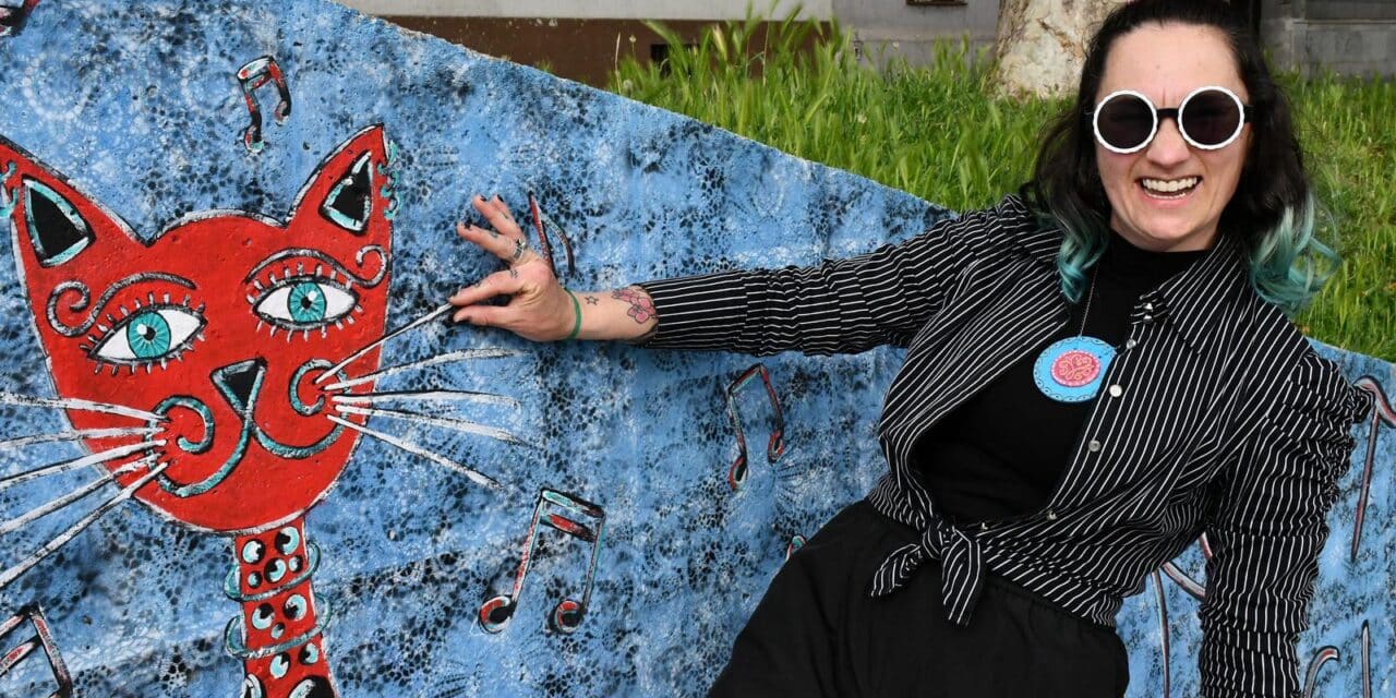 Slavonski Brod: Umjetnica Maja Jagodić oslikala je mural koji je posvetila Baby Lasagni i njegovom uspjehu na Eurosongu