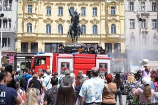 Zagreb: Vatra i vatrogasci na glavnom gradskom trgu