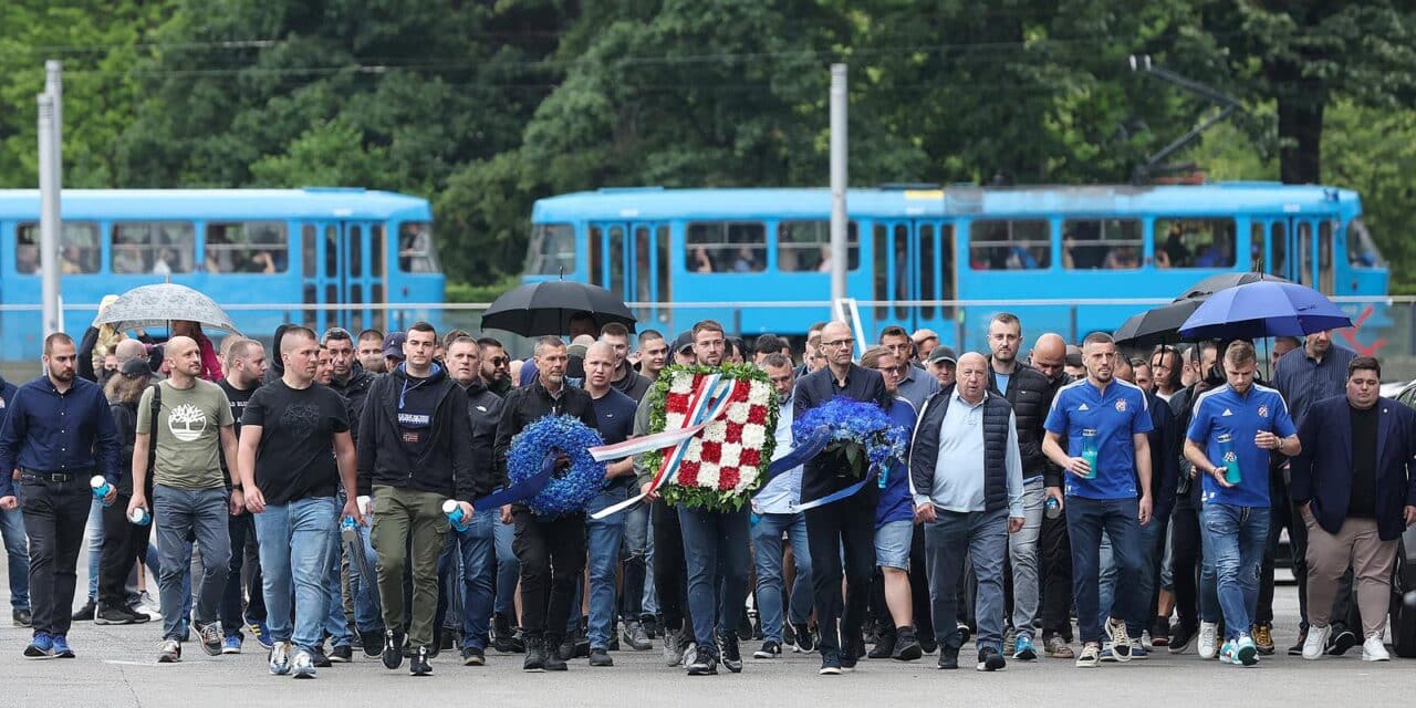 Zagreb: Položeni vijenci povodom 13. svibnja 1990. godine i nikad odigrane utakmice Dinamo – Crvena Zvezda