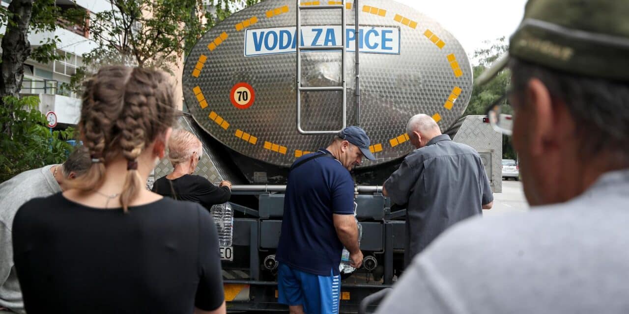 Zagreb: Cisterna s vodom za piće opskrbljuje građane Novog Zagreba