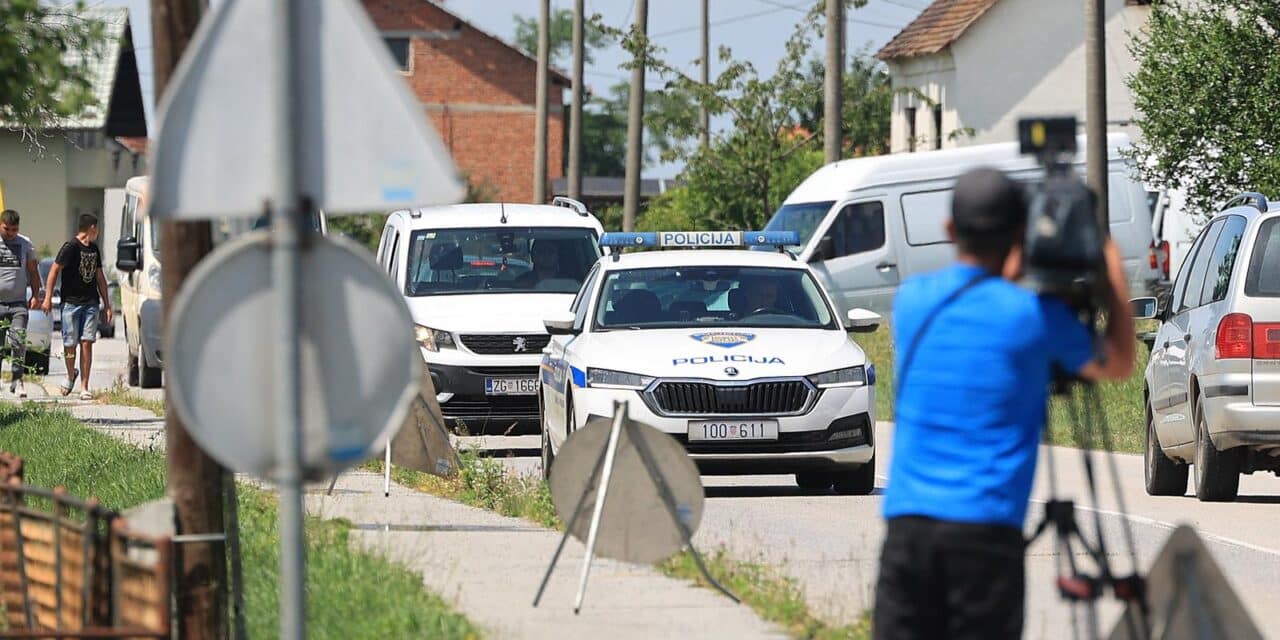 Popovača: U prometnoj nesreći smrtno je stradalo dijete