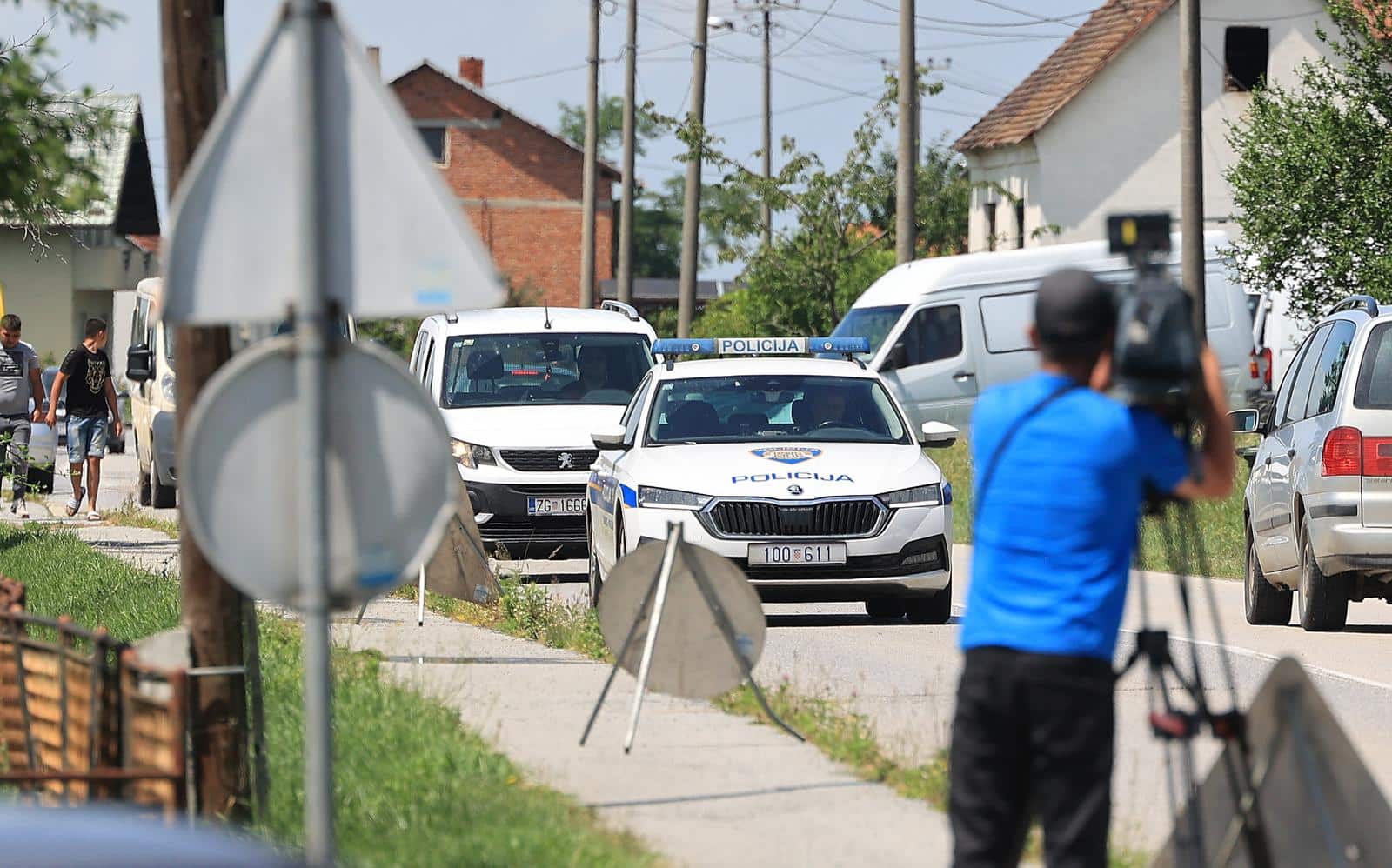 Popovača: U prometnoj nesreći smrtno je stradalo dijete