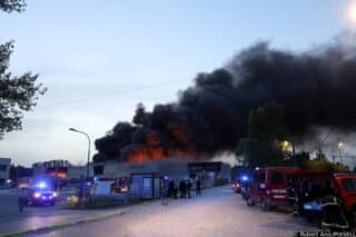 Veliki požar u Zaprešiću, crni dim nadvio se nad gradom