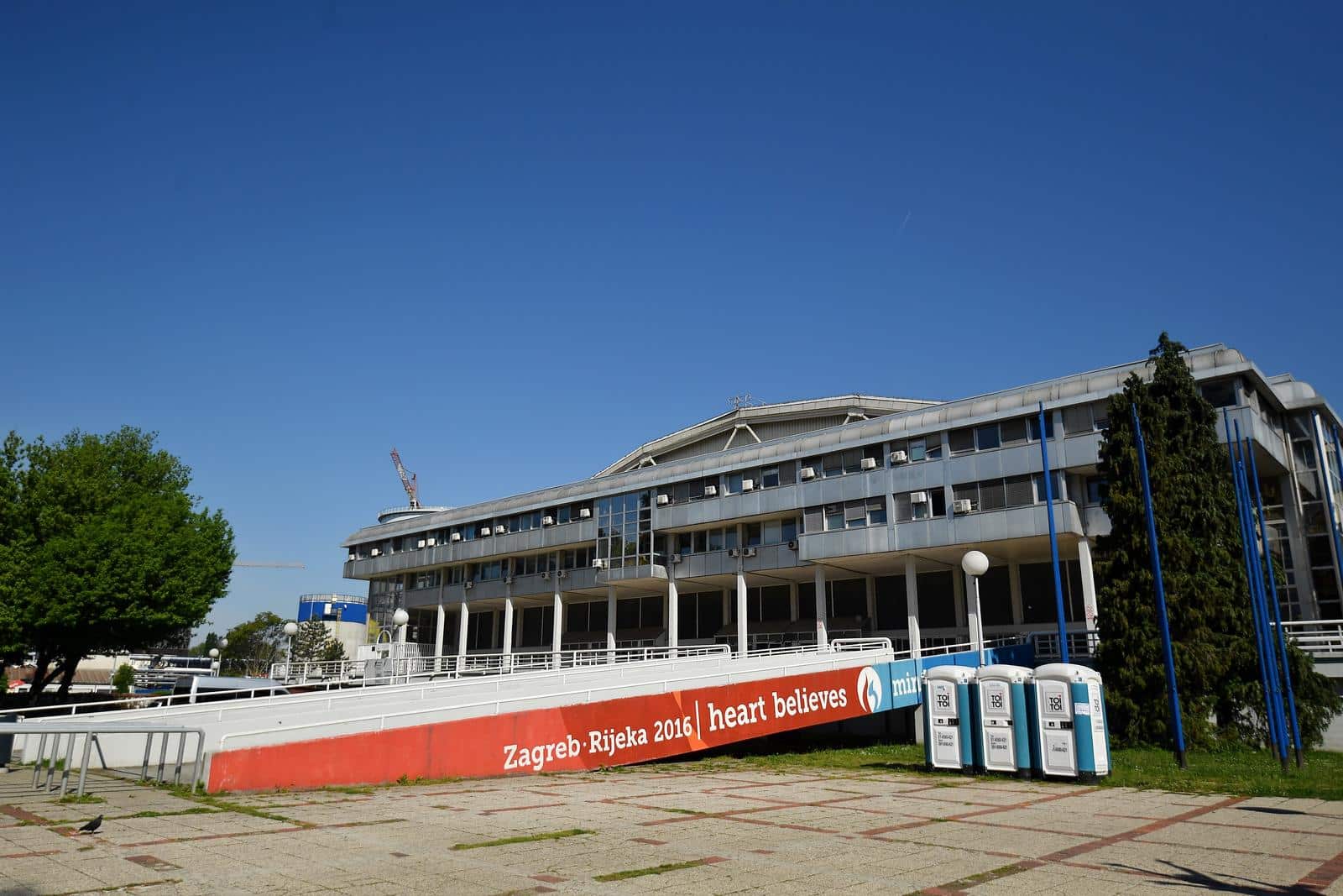 Nakon potresa koji je pogodio Zagreb, dvorana Dom sportova je izvan upotrebe