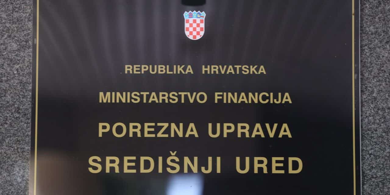 Zagreb: Zgrada Porezne uprave u kojoj se nalazi ured uhićenog Slaviše Penave