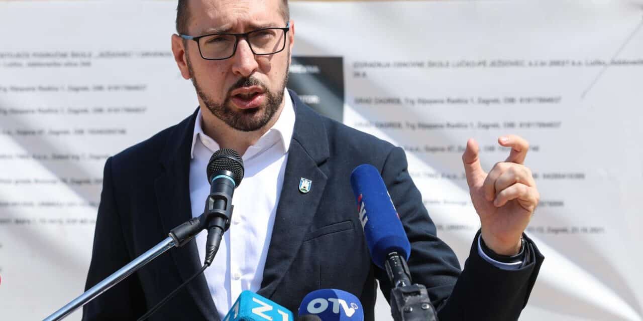 Zagreb: Gradonačelnik Tomašević položio kamen temeljac za novi objekt  Osnovne škole u Ježdovcu