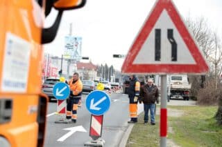 Zagreb: Zatvoren prometni trak na Aleji Bologne zbog radova na pothodniku