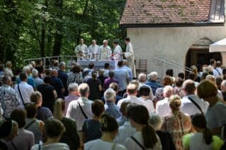 Prošenje i misa kod kapele Svete Ane u Samoboru