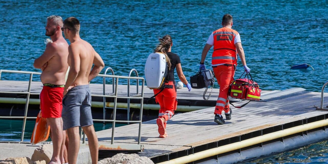 Pula: Spasioci i hitna spašavali unesrećenu osobu popkraj vaterpolo igrališta na Mornaru