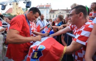 Svečani doček braće Sinković u Samoboru