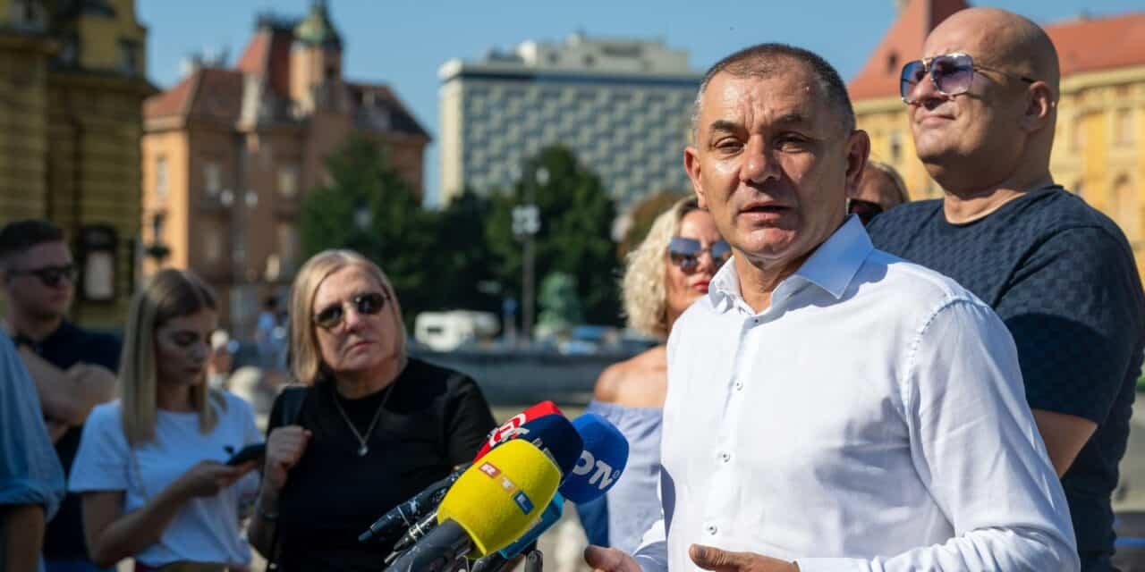 Zagreb: Stranka Plavi grad održala je konferenciju za medije o uvođenju blokovskog parkiranja