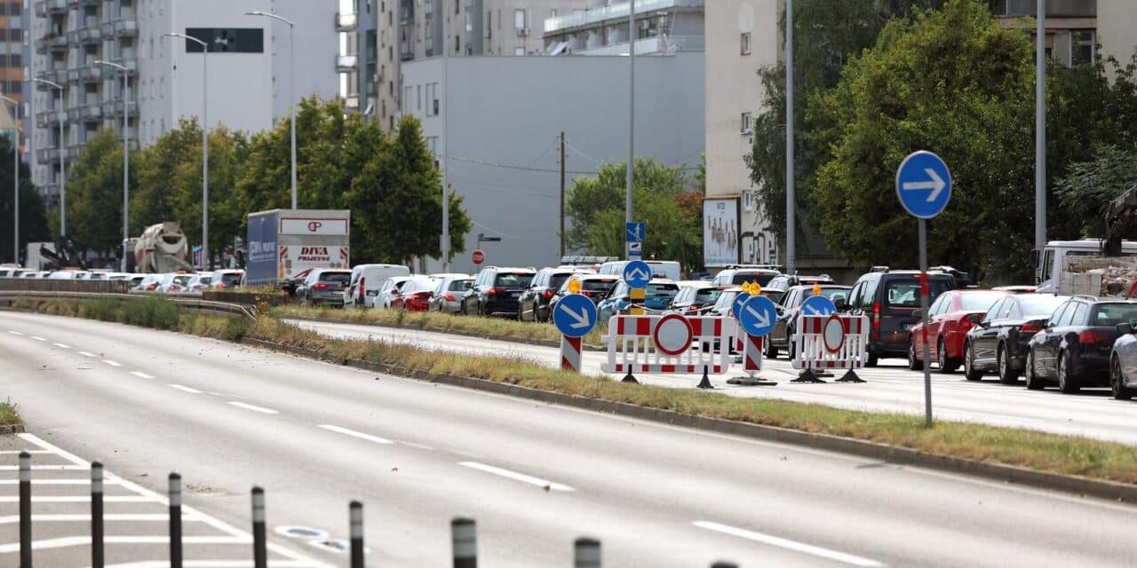 Zagreb: Radovi rekonstrukcije javne rasvjete na podvožnjaku Savska – Slavonska avenija trajat će do idućeg ponedjeljka