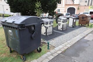 Zagreb: Dva od tri podzemna spremnika za odlaganje otpada na Kaptolu su neispravna