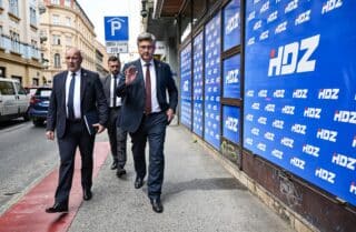 Zagreb: Dolazak članova HDZ-a na sjednicu Predsjedništva stranke