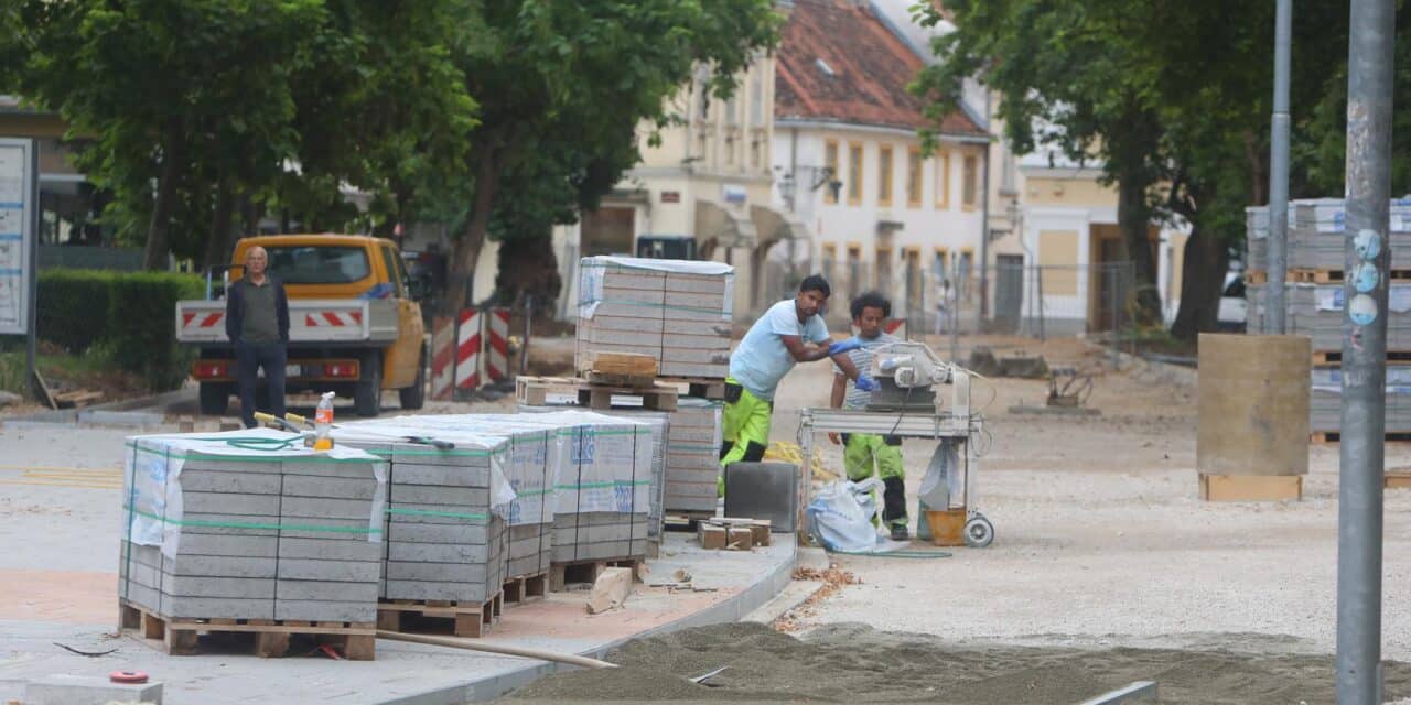 Karlovac: Popločavanje Radićeve ulice u Zvijezdi