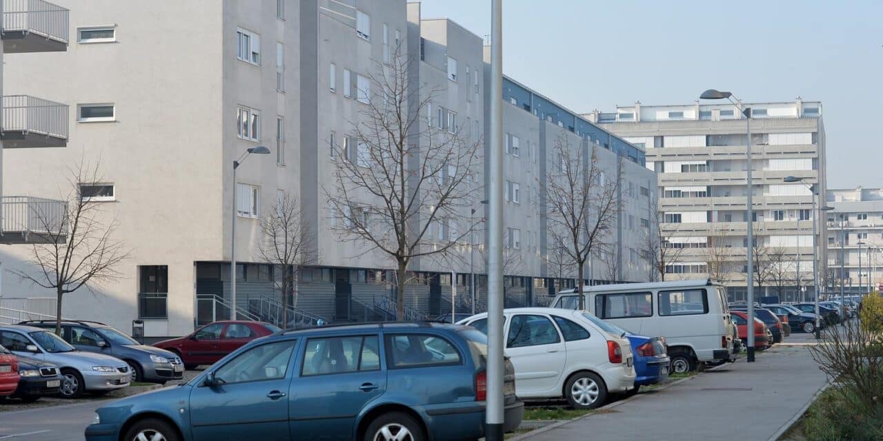 Zagreb: Stambeno naselje  Sopnica Jelkovec
