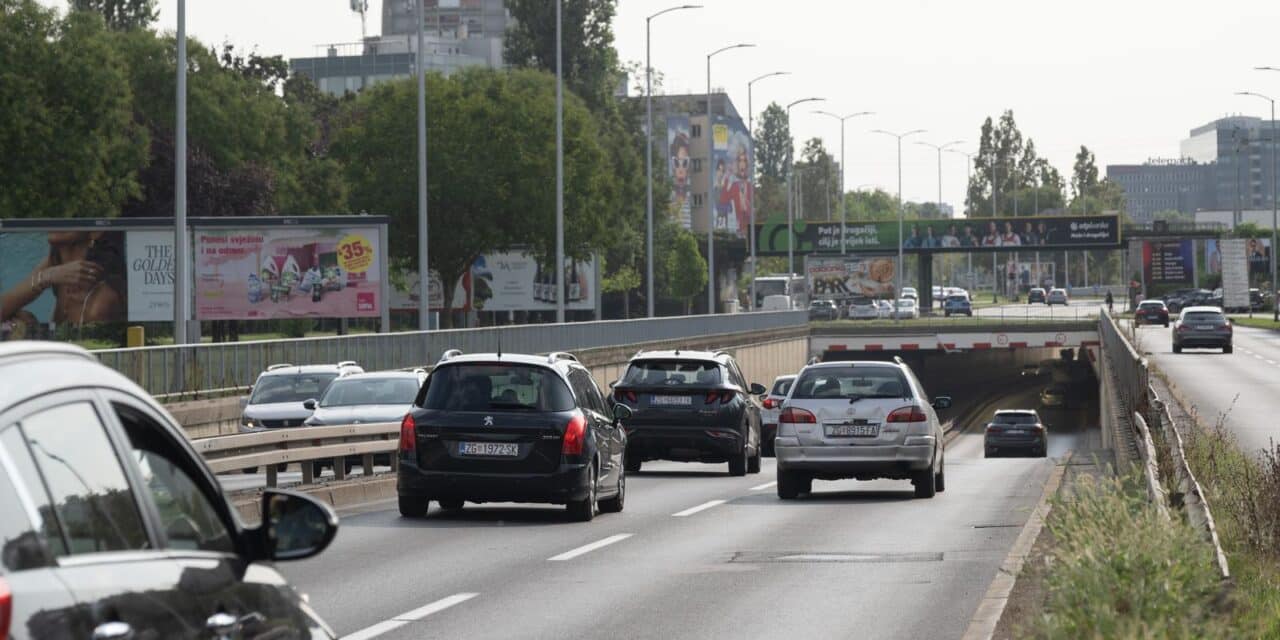 Zagreb: Za promet otvoren podvožnjak na Savskoj, završena reekonstrukcija rasvjete